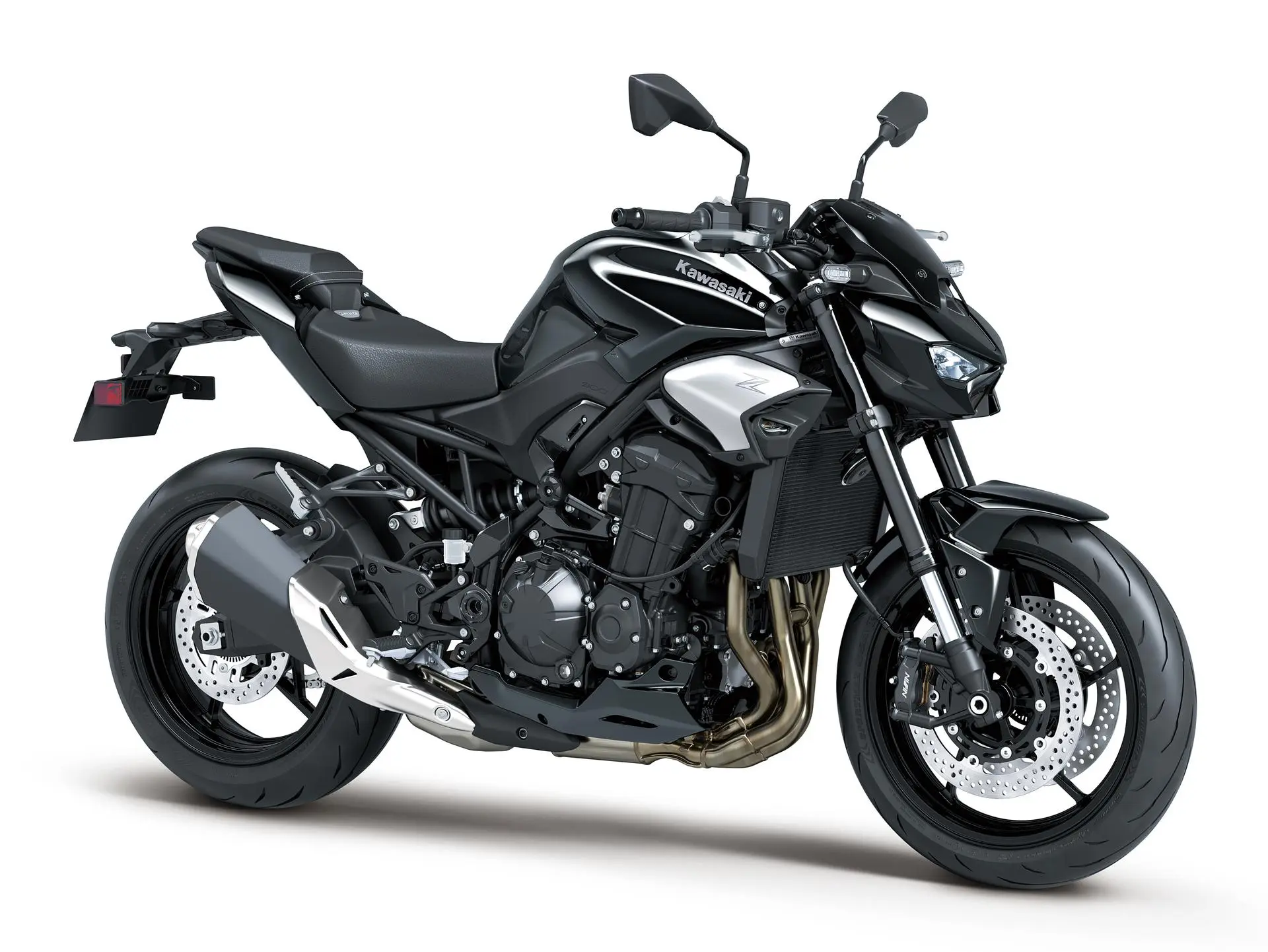 z900-metallic-spark-black.webp