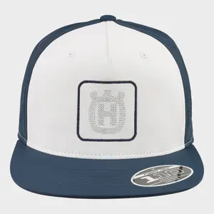 AUTHENTIC CAP - image 1