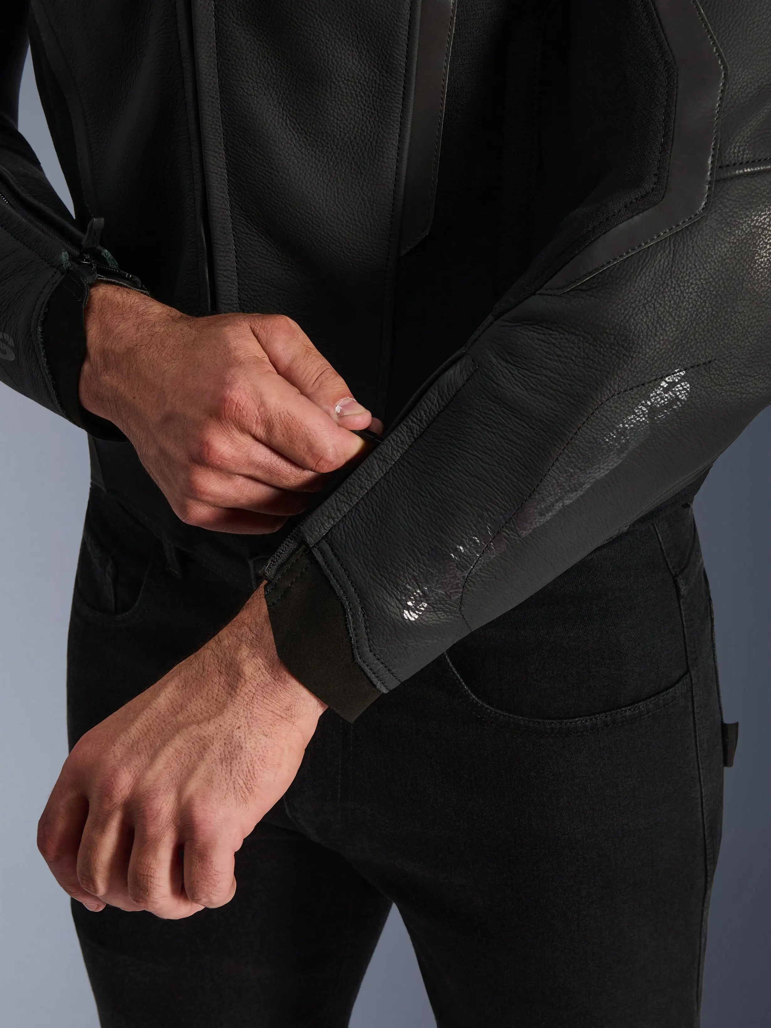 GP Force V2 Leather Jacket - image 9