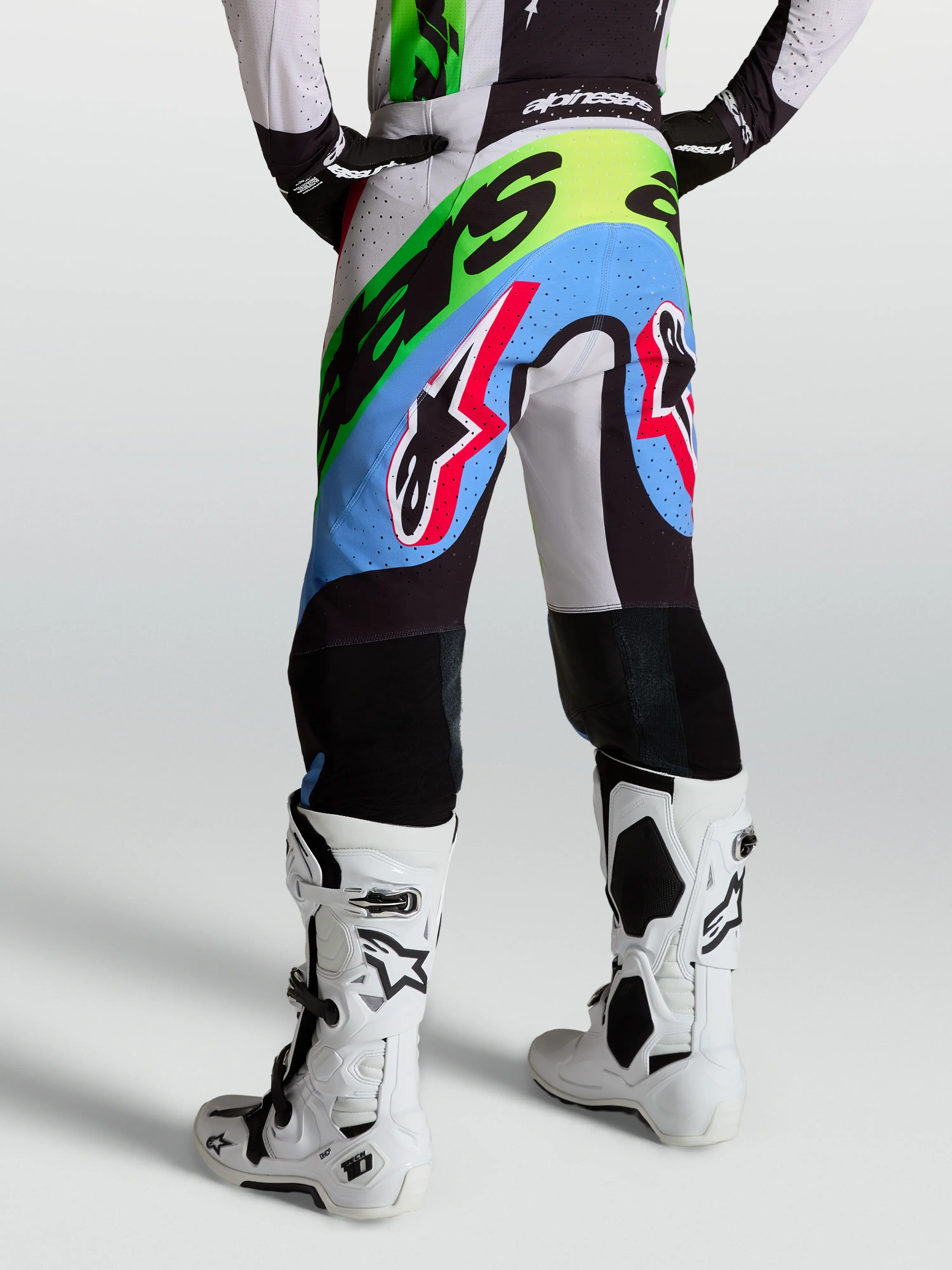 2027 Supertech Dyna Pants - image 3