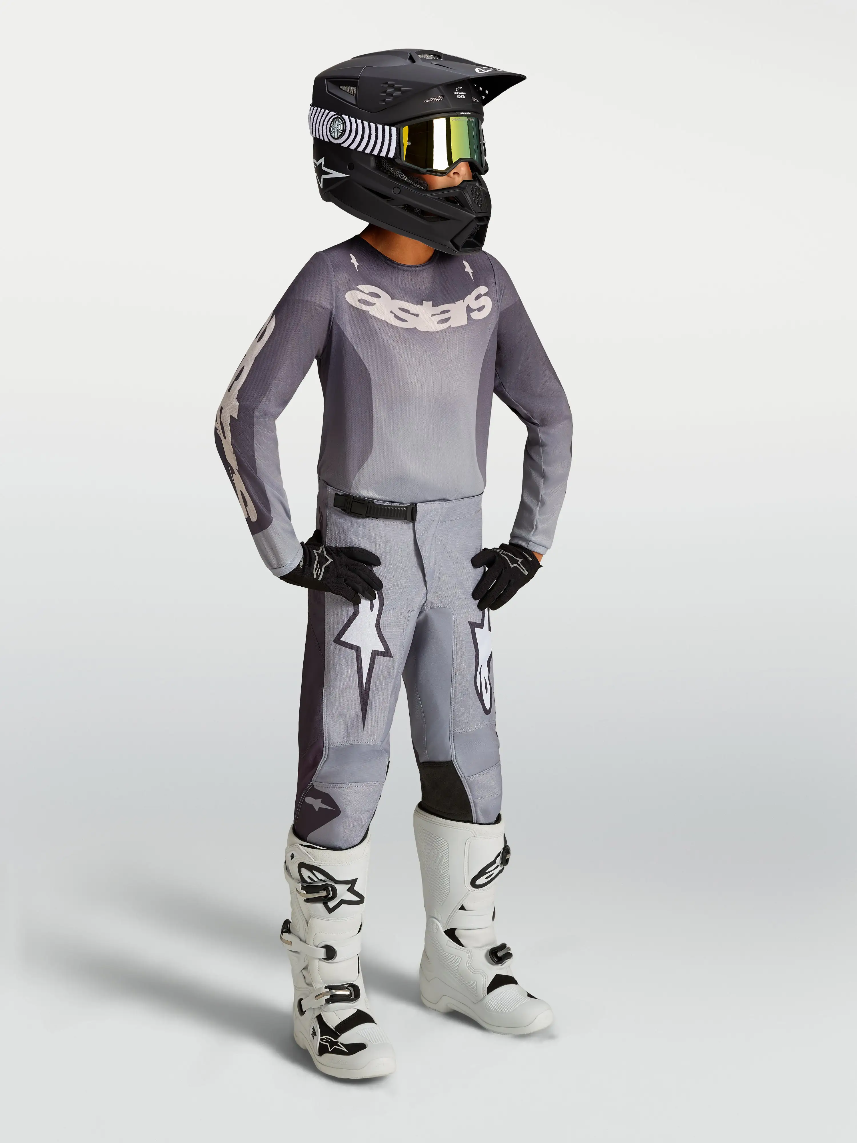 2027 Youth Fluid Amber Pants - image 5