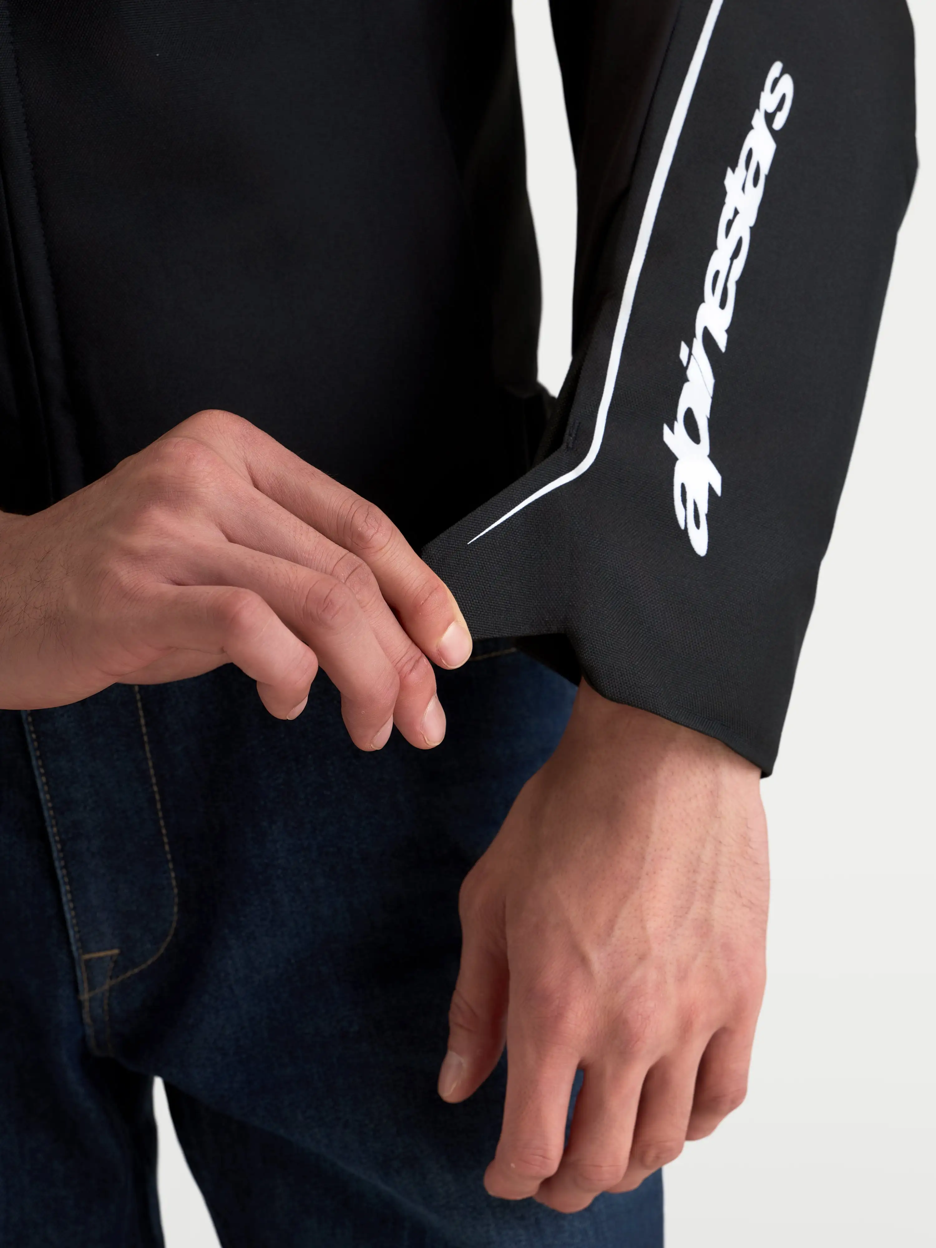 Zaca V2 Waterproof Jacket - image 8