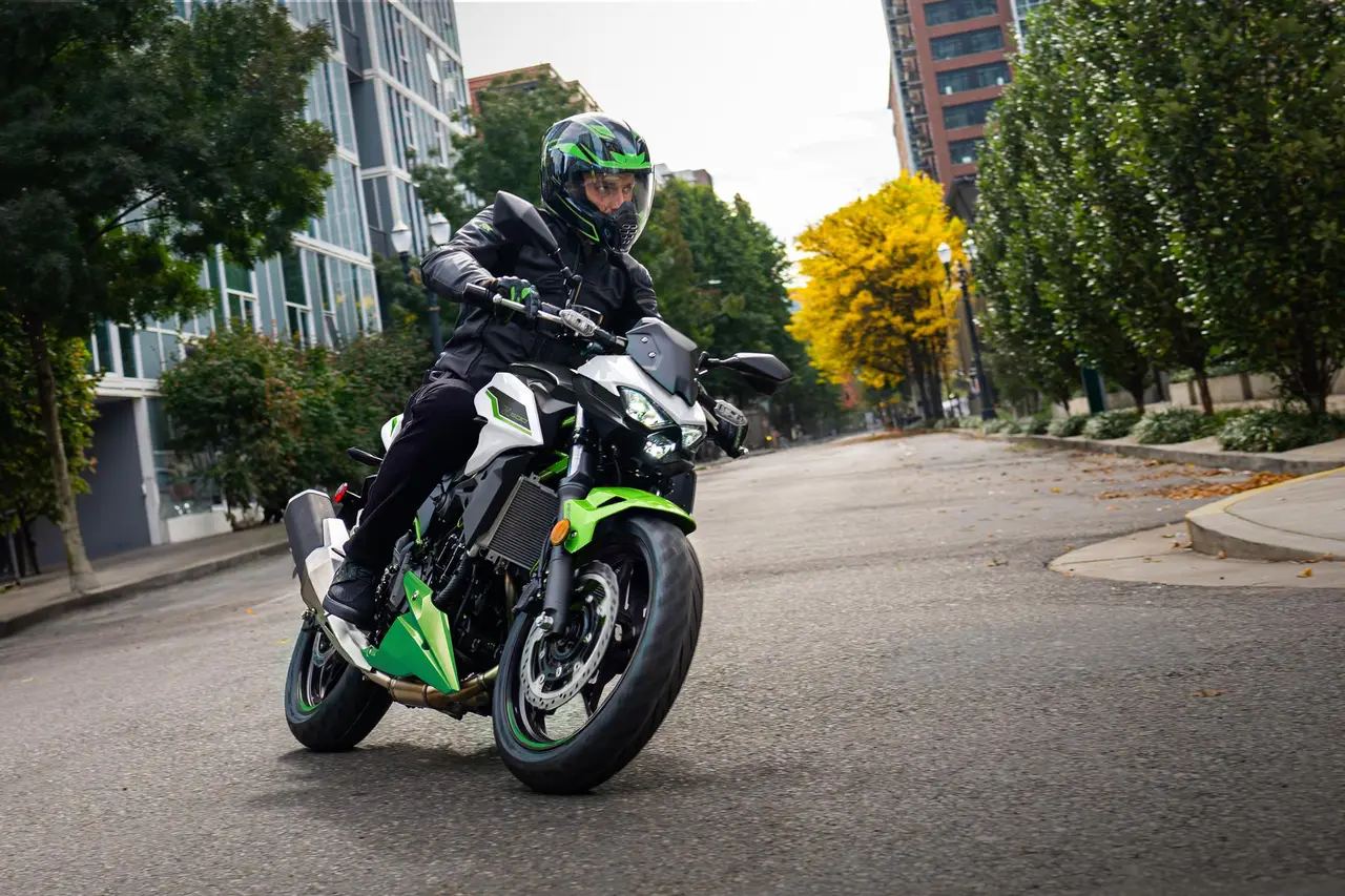 Light, Predictable Handling