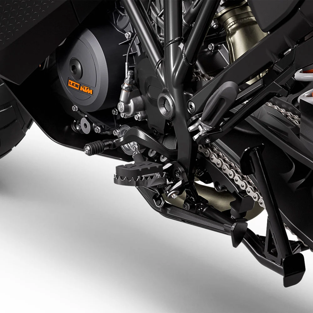 Footpegs